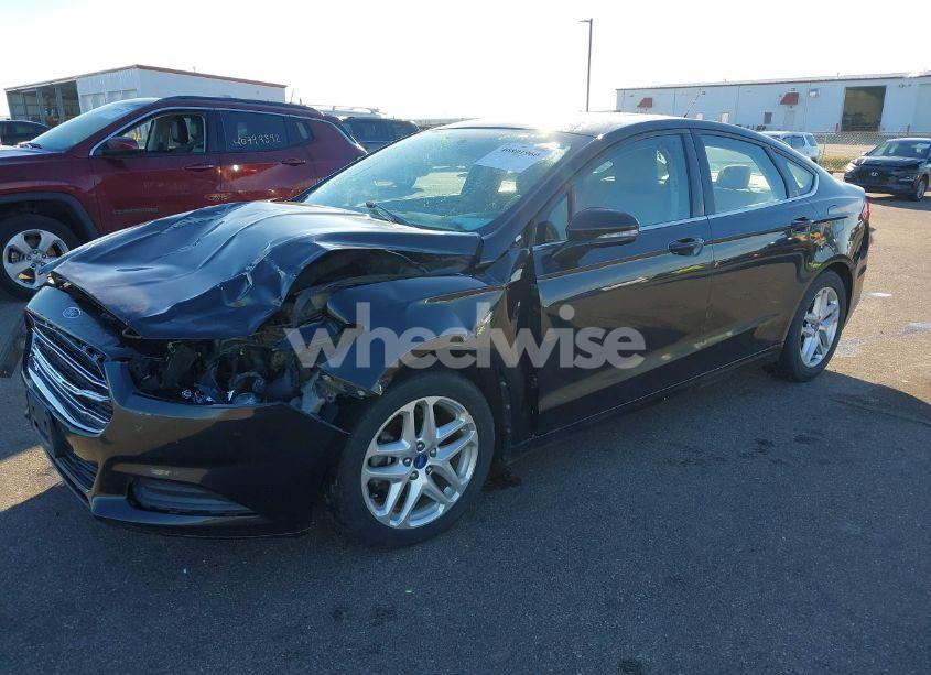 Photo 2 of 2013 Ford Fusion SE (VIN 3FA6P0H7XDR113716)