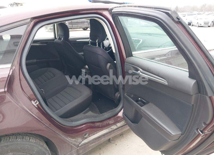 Photo 8 of 2013 Ford Fusion SE (VIN 3FA6P0H7XDR131553)