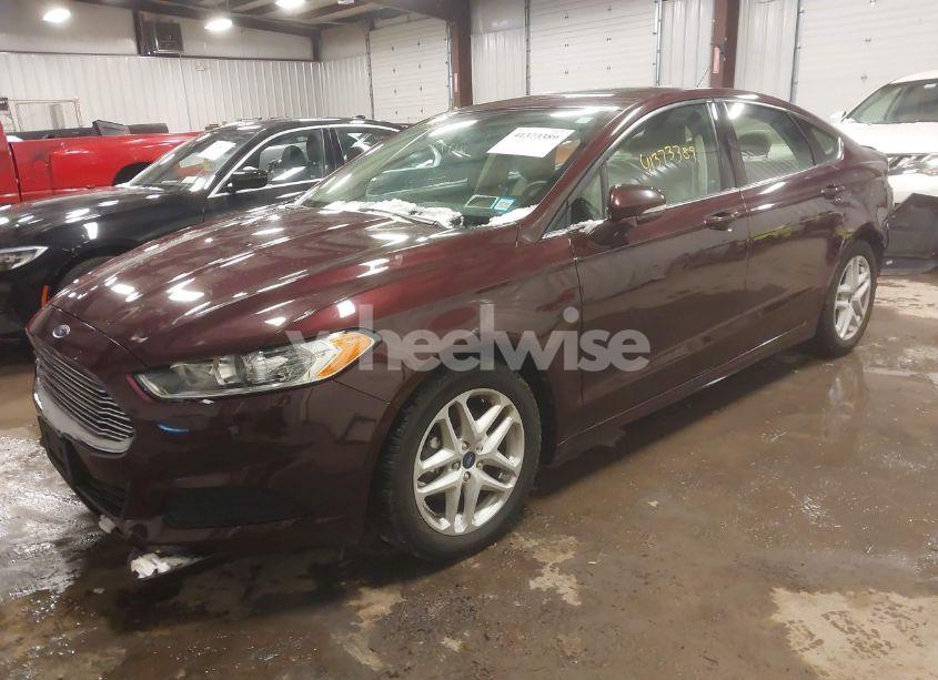 Photo 2 of 2013 Ford Fusion SE (VIN 3FA6P0H7XDR139362)