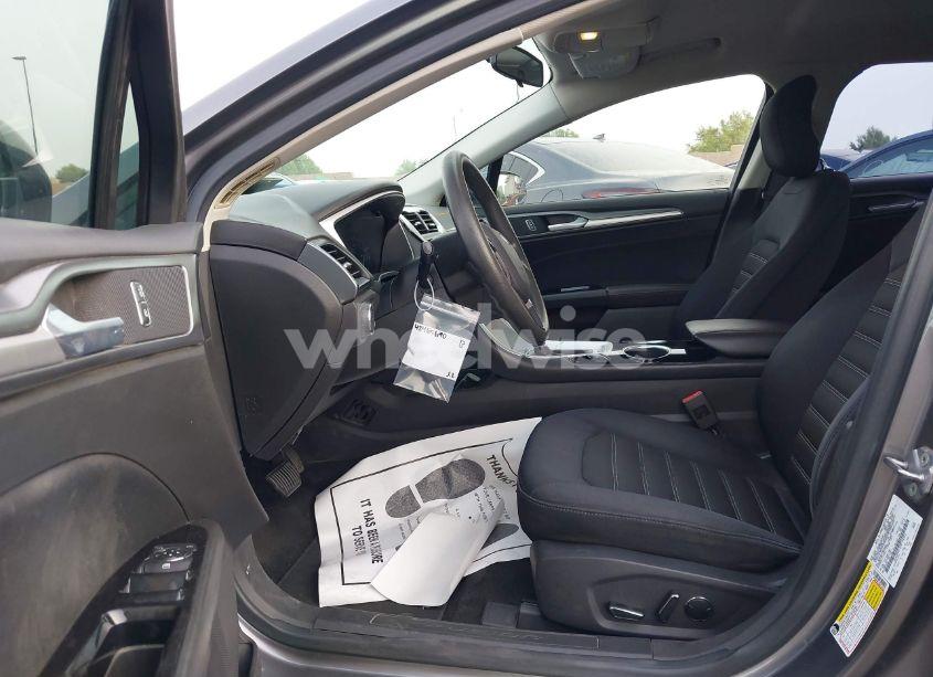 Photo 5 of 2013 Ford Fusion SE (VIN 3FA6P0H7XDR144223)