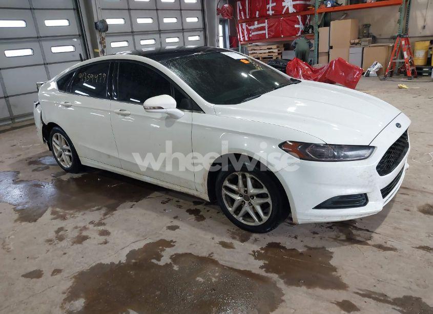 2013 Ford Fusion SE (VIN 3FA6P0H7XDR155092) main photo