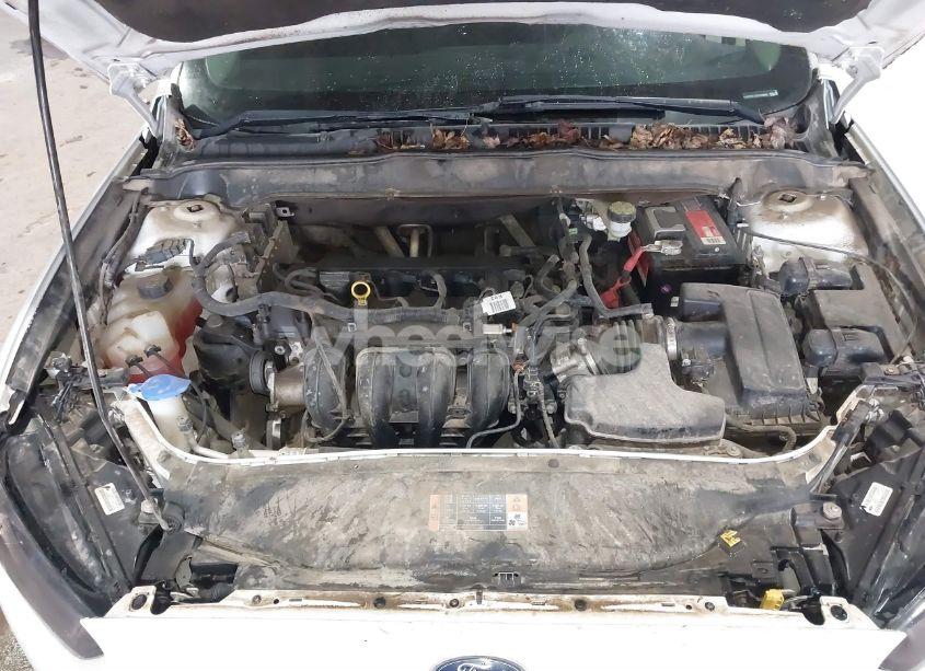 Photo 10 of 2013 Ford Fusion SE (VIN 3FA6P0H7XDR155092)