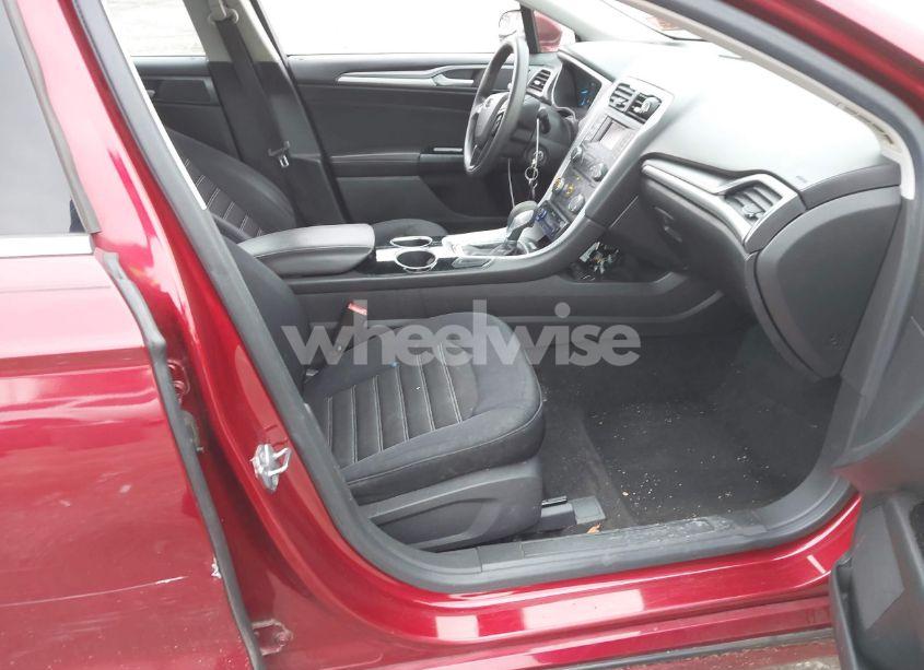 Photo 5 of 2013 Ford Fusion SE (VIN 3FA6P0H7XDR173575)