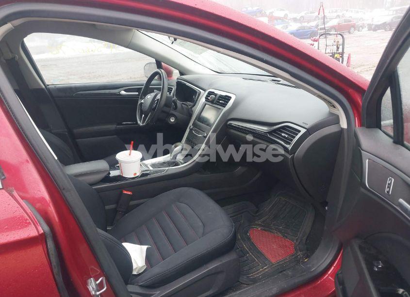 Photo 5 of 2013 Ford Fusion SE (VIN 3FA6P0H7XDR234293)