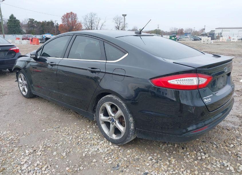 Photo 3 of 2013 Ford Fusion SE (VIN 3FA6P0H7XDR321949)