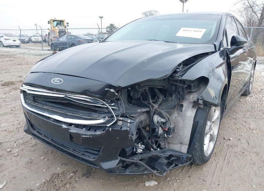 Photo 6 of 2013 Ford Fusion SE (VIN 3FA6P0H7XDR321949)
