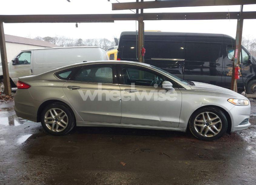 Photo 13 of 2013 Ford Fusion SE (VIN 3FA6P0H7XDR335866)