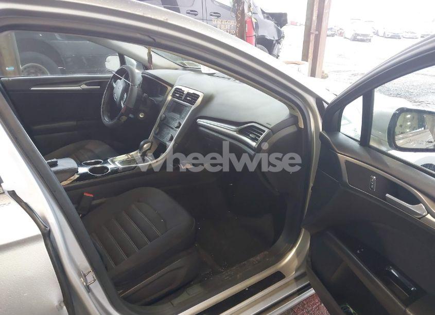 Photo 5 of 2013 Ford Fusion SE (VIN 3FA6P0H7XDR335866)