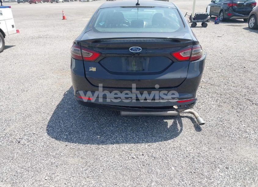 Photo 12 of 2013 Ford Fusion SE (VIN 3FA6P0H7XDR335902)