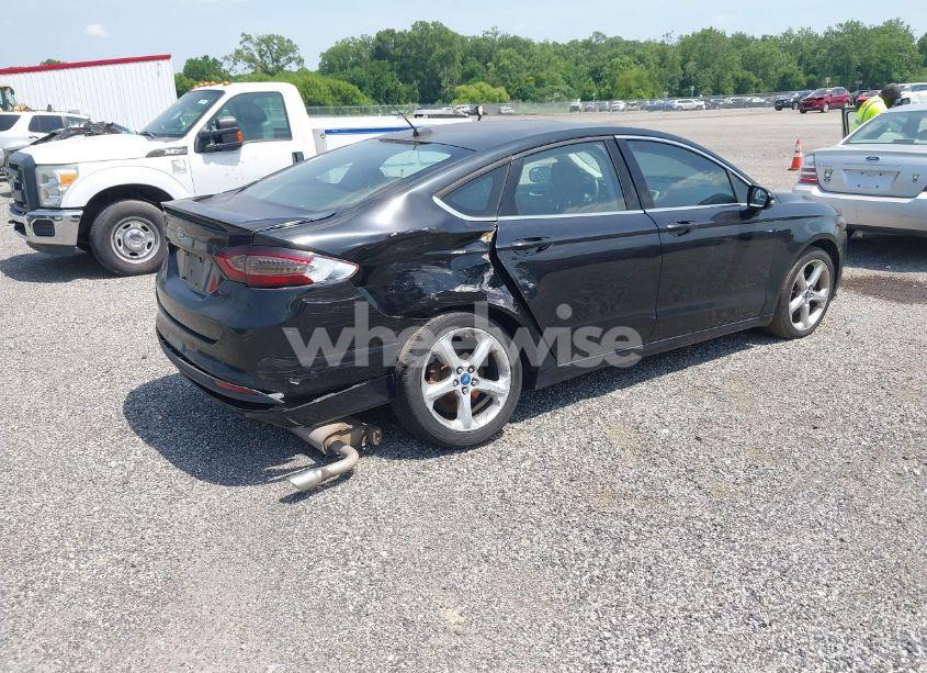 Photo 4 of 2013 Ford Fusion SE (VIN 3FA6P0H7XDR335902)