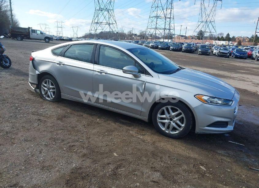 2013 Ford Fusion SE (VIN 3FA6P0H7XDR360931) main photo
