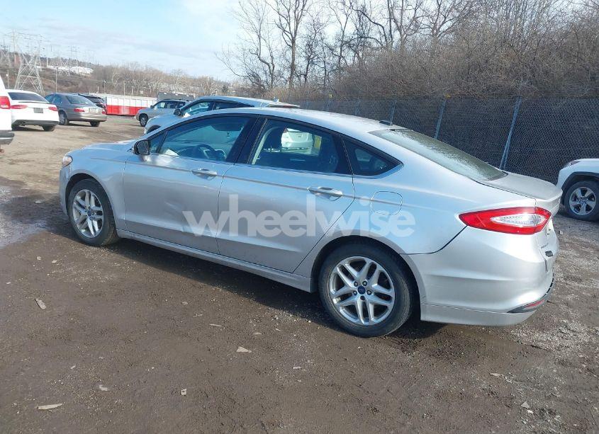 Photo 3 of 2013 Ford Fusion SE (VIN 3FA6P0H7XDR360931)