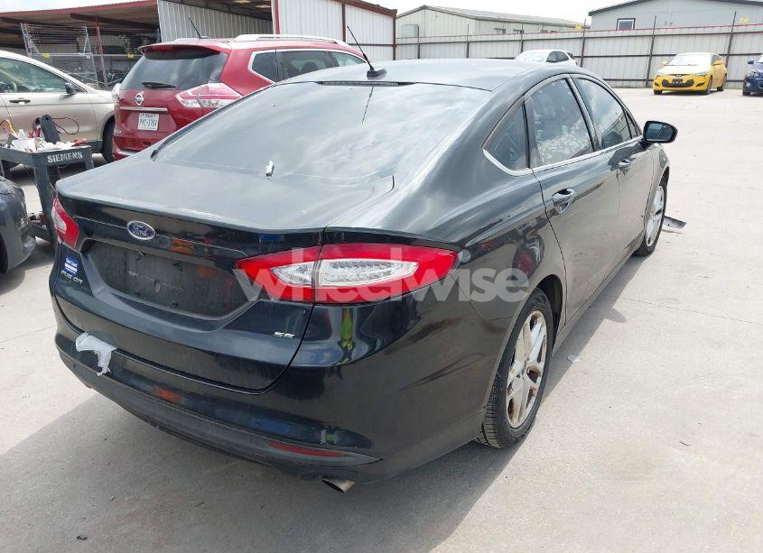 Photo 4 of 2014 Ford Fusion SE (VIN 3FA6P0H7XER110784)