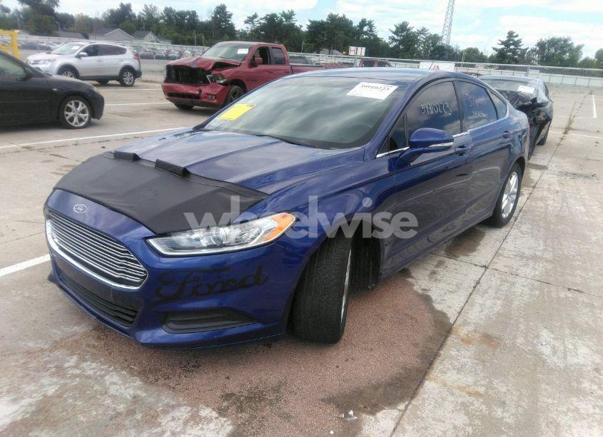 Photo 2 of 2014 Ford Fusion SE (VIN 3FA6P0H7XER131327)