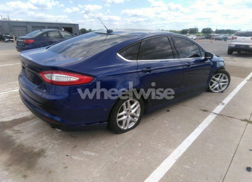 Photo 4 of 2014 Ford Fusion SE (VIN 3FA6P0H7XER131327)