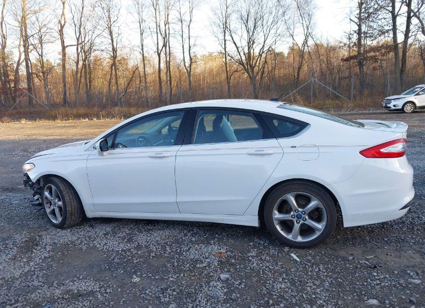 Photo 13 of 2014 Ford Fusion SE (VIN 3FA6P0H7XER139749)
