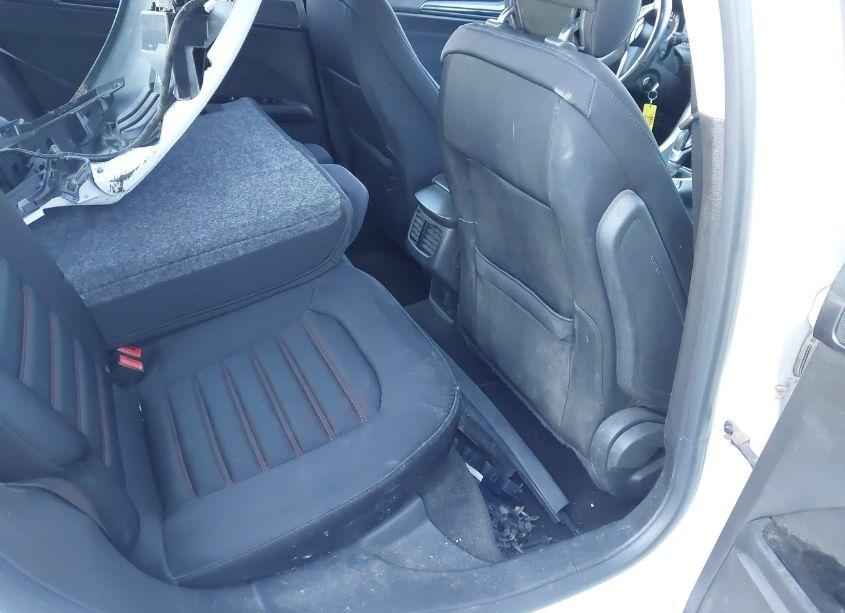 Photo 8 of 2014 Ford Fusion SE (VIN 3FA6P0H7XER139749)