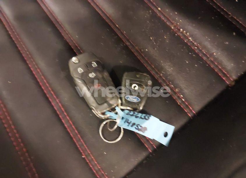 Photo 11 of 2014 Ford Fusion SE (VIN 3FA6P0H7XER148628)