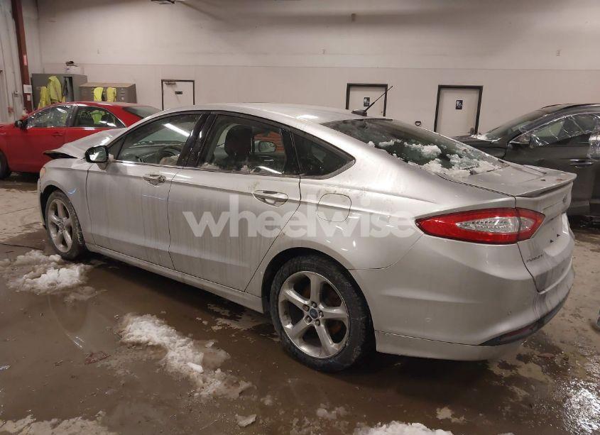 Photo 3 of 2014 Ford Fusion SE (VIN 3FA6P0H7XER148628)