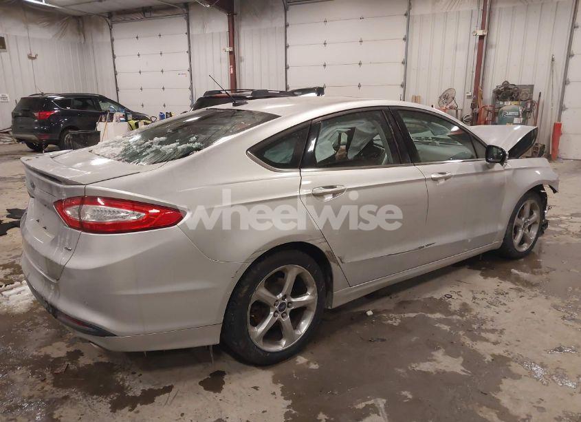Photo 4 of 2014 Ford Fusion SE (VIN 3FA6P0H7XER148628)