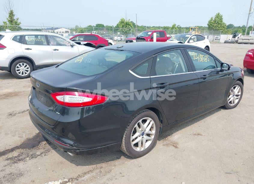 Photo 4 of 2014 Ford Fusion SE (VIN 3FA6P0H7XER151576)