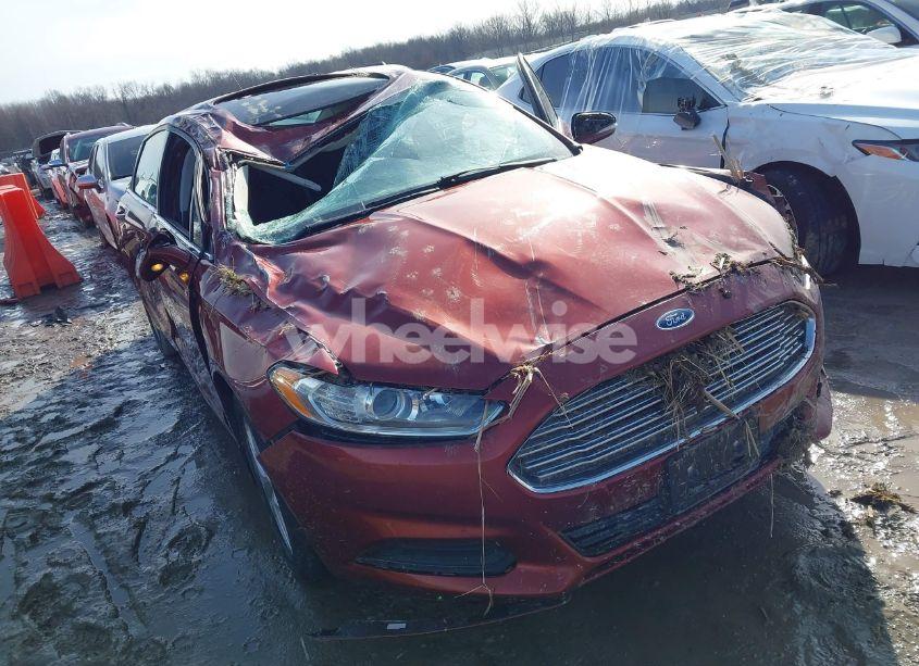 Photo 6 of 2014 Ford Fusion SE (VIN 3FA6P0H7XER174839)