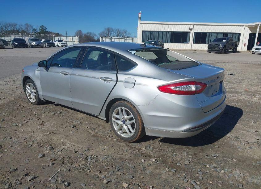 Photo 3 of 2014 Ford Fusion SE (VIN 3FA6P0H7XER245201)