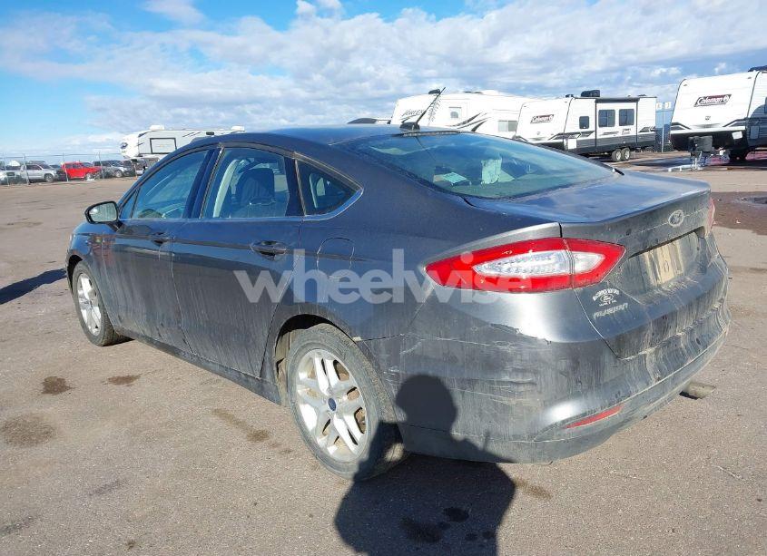 Photo 3 of 2014 Ford Fusion SE (VIN 3FA6P0H7XER262676)