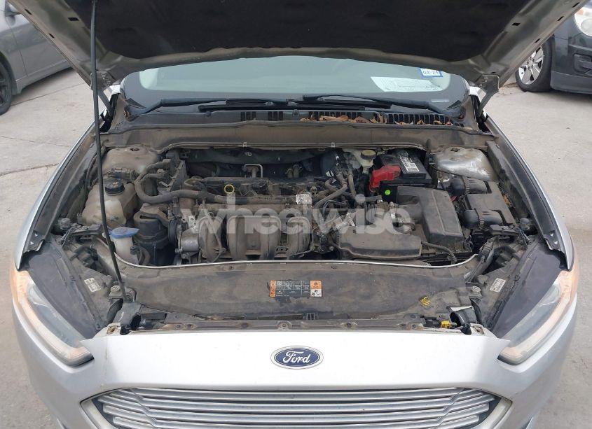 Photo 10 of 2014 Ford Fusion SE (VIN 3FA6P0H7XER272639)