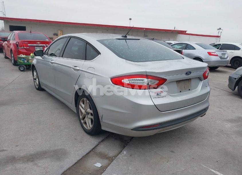 Photo 3 of 2014 Ford Fusion SE (VIN 3FA6P0H7XER272639)