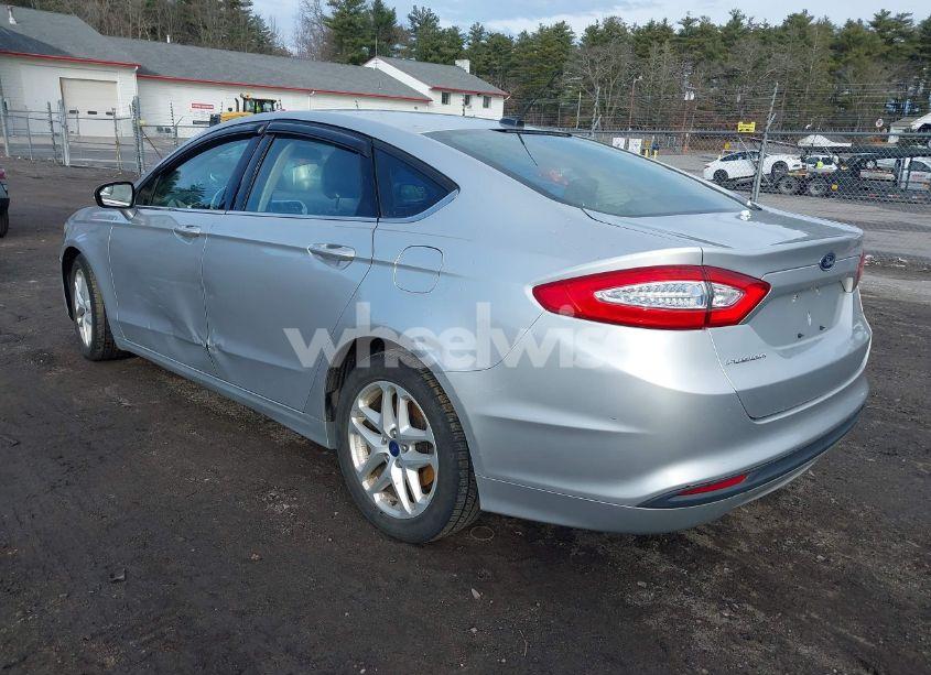Photo 3 of 2014 Ford Fusion SE (VIN 3FA6P0H7XER276254)