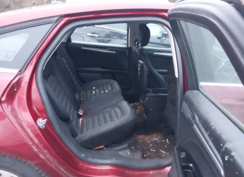 Photo 8 of 2014 Ford Fusion SE (VIN 3FA6P0H7XER276318)