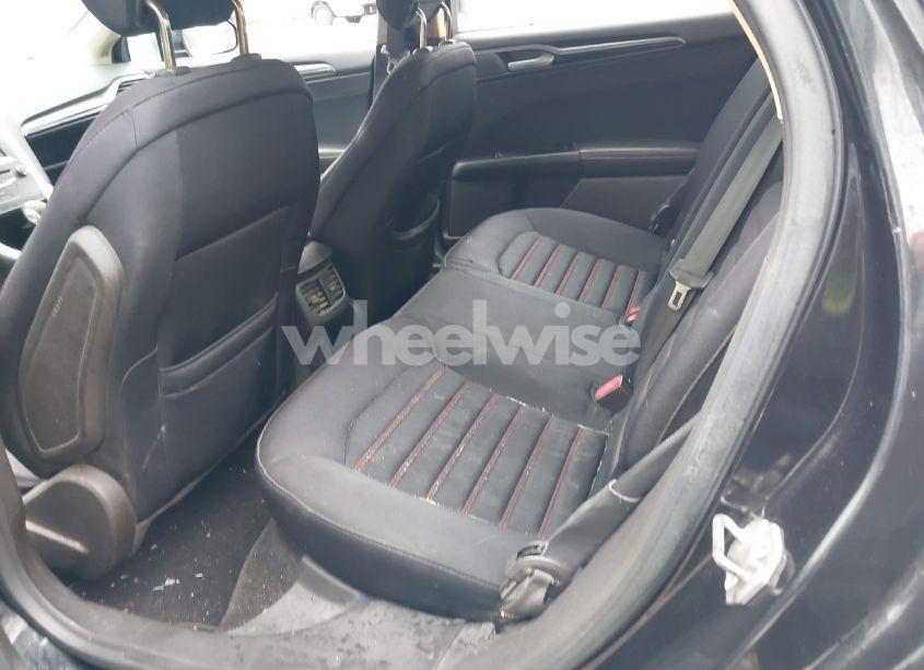 Photo 8 of 2014 Ford Fusion SE (VIN 3FA6P0H7XER303145)