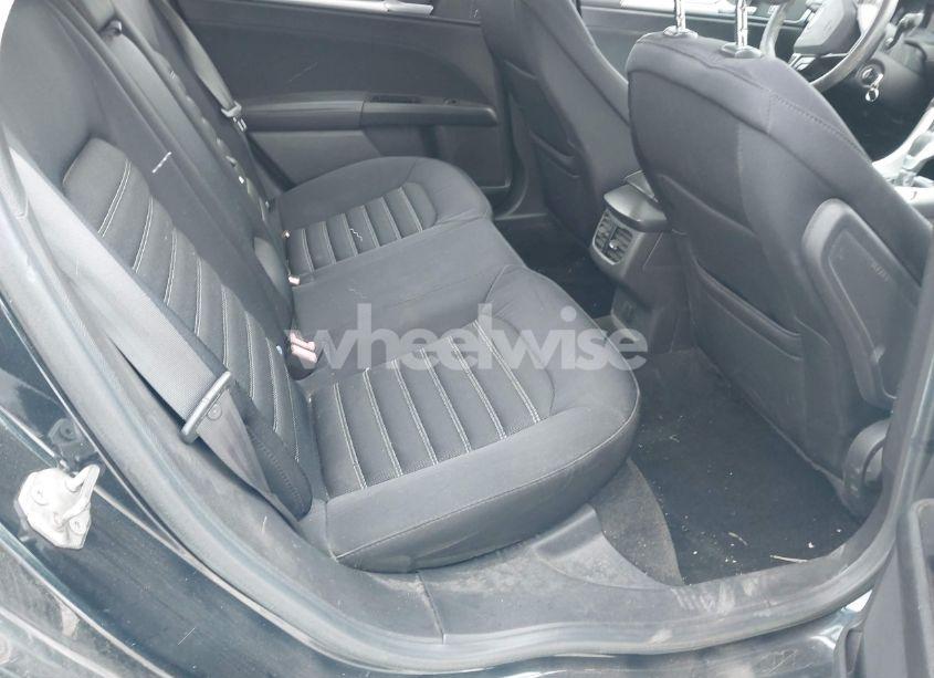 Photo 8 of 2014 Ford Fusion SE (VIN 3FA6P0H7XER338218)