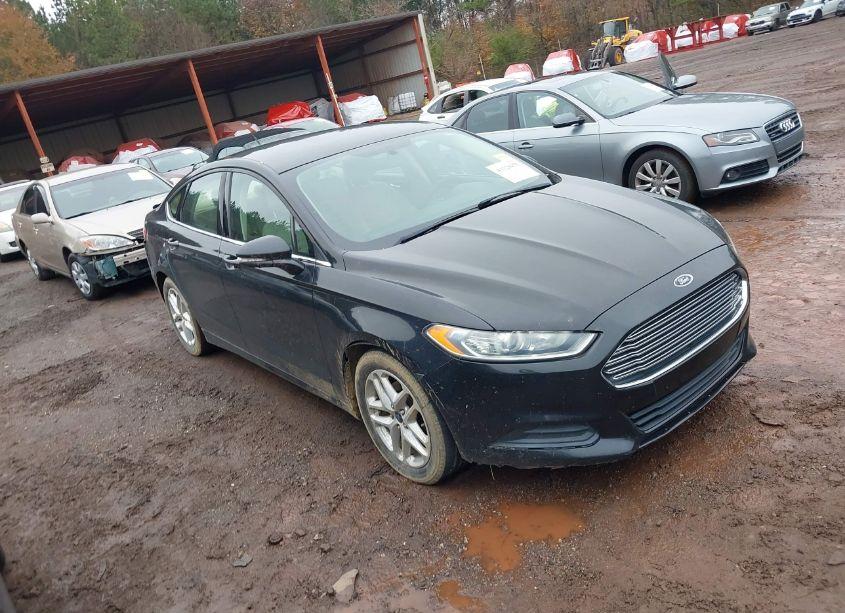 2014 Ford Fusion SE (VIN 3FA6P0H7XER338588) main photo