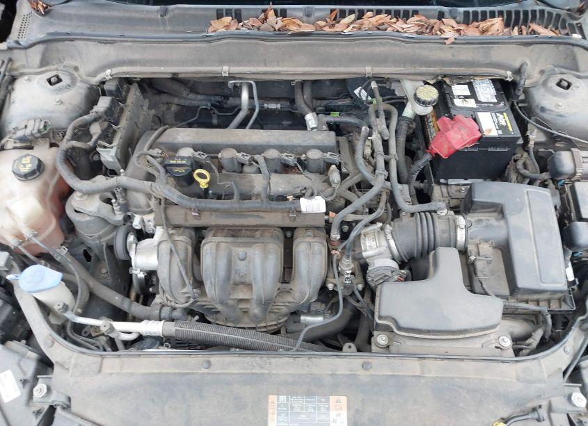 Photo 10 of 2014 Ford Fusion SE (VIN 3FA6P0H7XER338588)