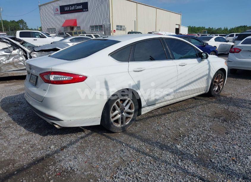 Photo 4 of 2014 Ford Fusion SE (VIN 3FA6P0H7XER344908)