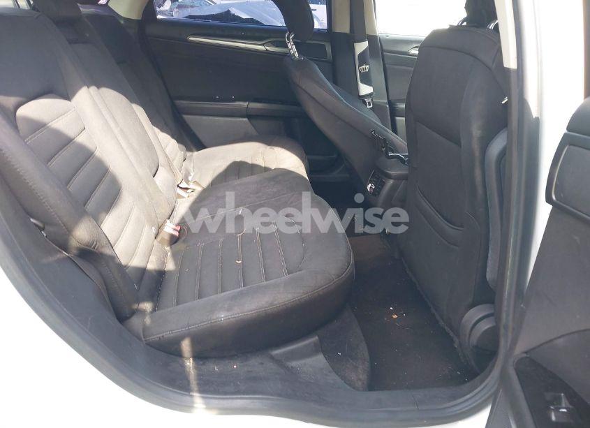 Photo 8 of 2014 Ford Fusion SE (VIN 3FA6P0H7XER344908)