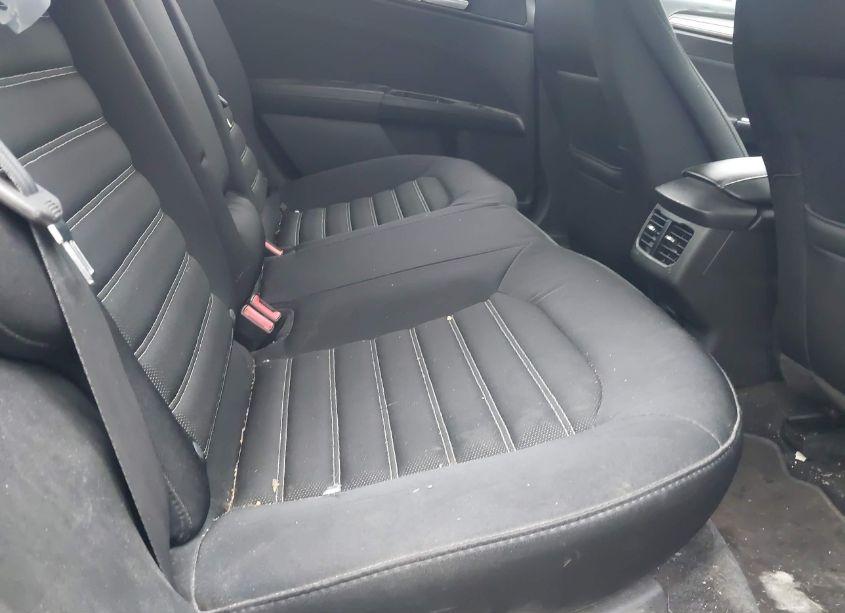 Photo 8 of 2015 Ford Fusion SE (VIN 3FA6P0H7XFR122208)