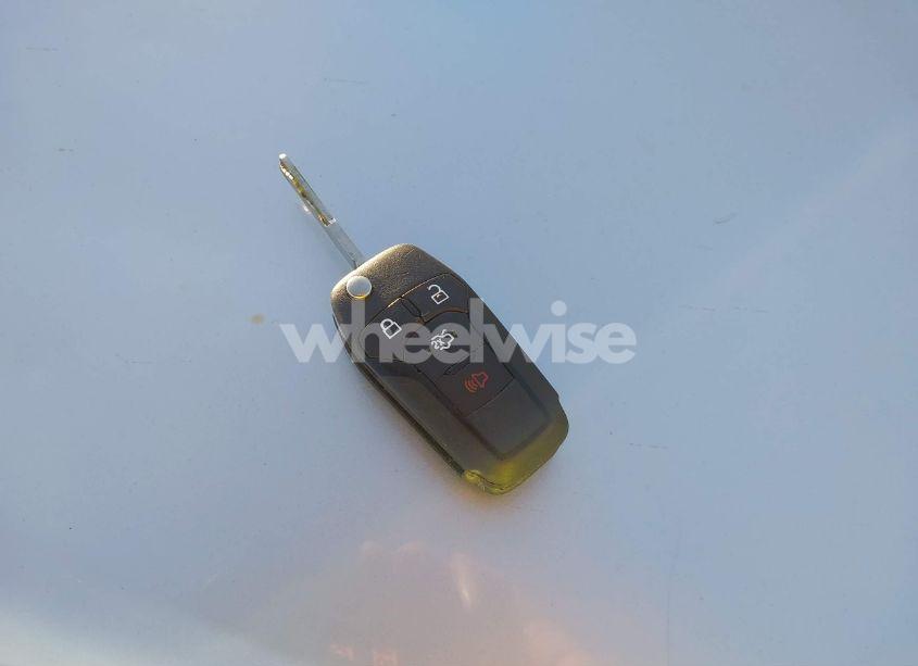 Photo 11 of 2015 Ford Fusion SE (VIN 3FA6P0H7XFR129899)