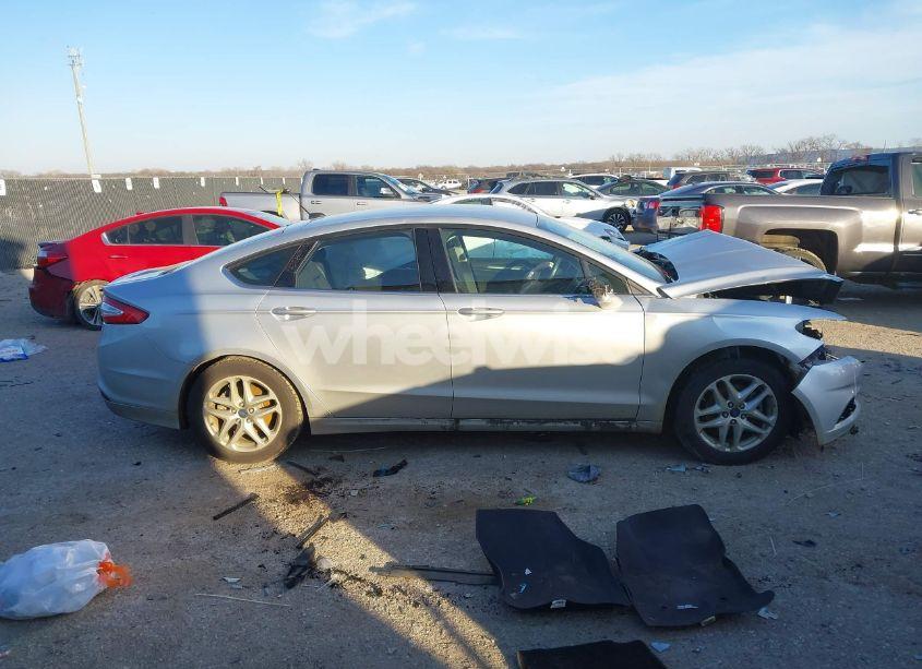 Photo 13 of 2015 Ford Fusion SE (VIN 3FA6P0H7XFR129899)