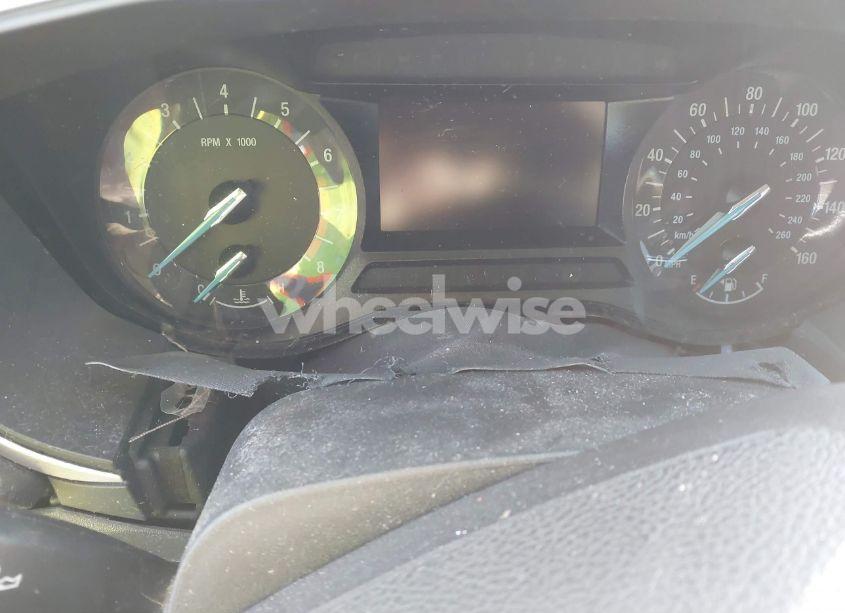 Photo 15 of 2015 Ford Fusion SE (VIN 3FA6P0H7XFR129899)