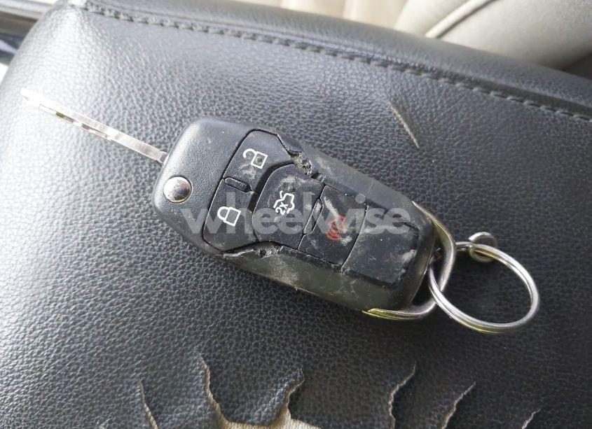 Photo 11 of 2015 Ford Fusion SE (VIN 3FA6P0H7XFR138344)