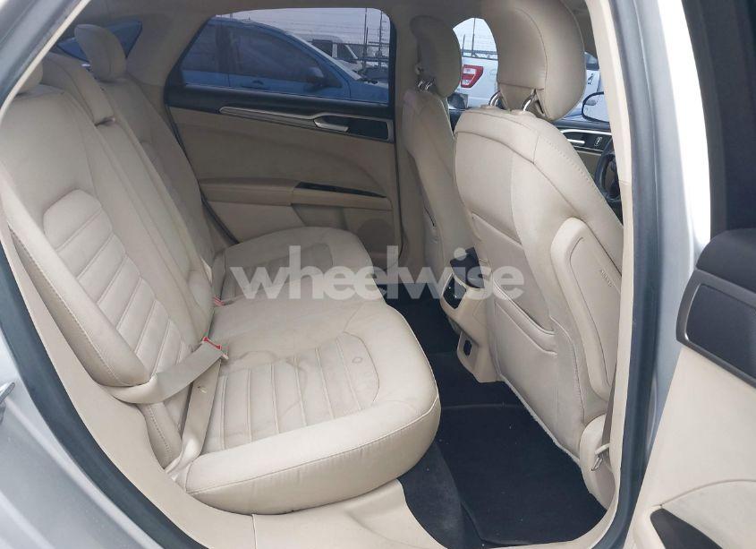 Photo 8 of 2015 Ford Fusion SE (VIN 3FA6P0H7XFR138344)