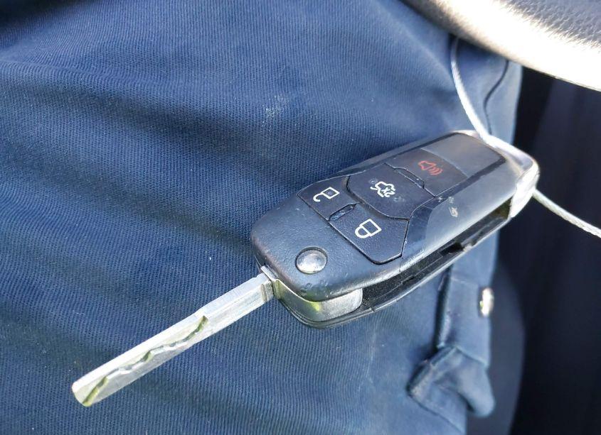 Photo 11 of 2015 Ford Fusion SE (VIN 3FA6P0H7XFR146864)