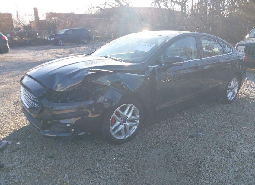 Photo 2 of 2015 Ford Fusion SE (VIN 3FA6P0H7XFR146864)