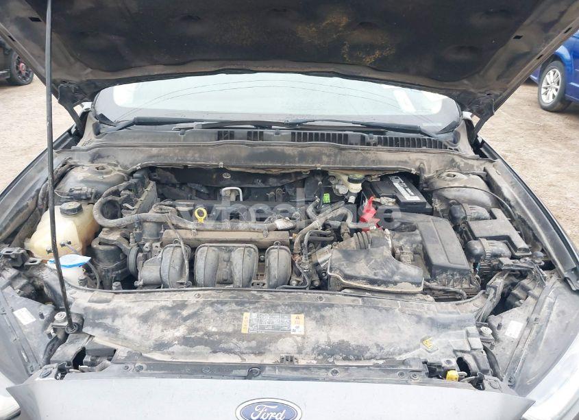 Photo 10 of 2015 Ford Fusion SE (VIN 3FA6P0H7XFR150736)