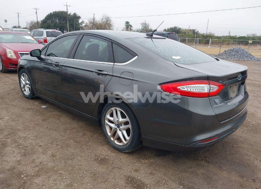 Photo 3 of 2015 Ford Fusion SE (VIN 3FA6P0H7XFR150736)