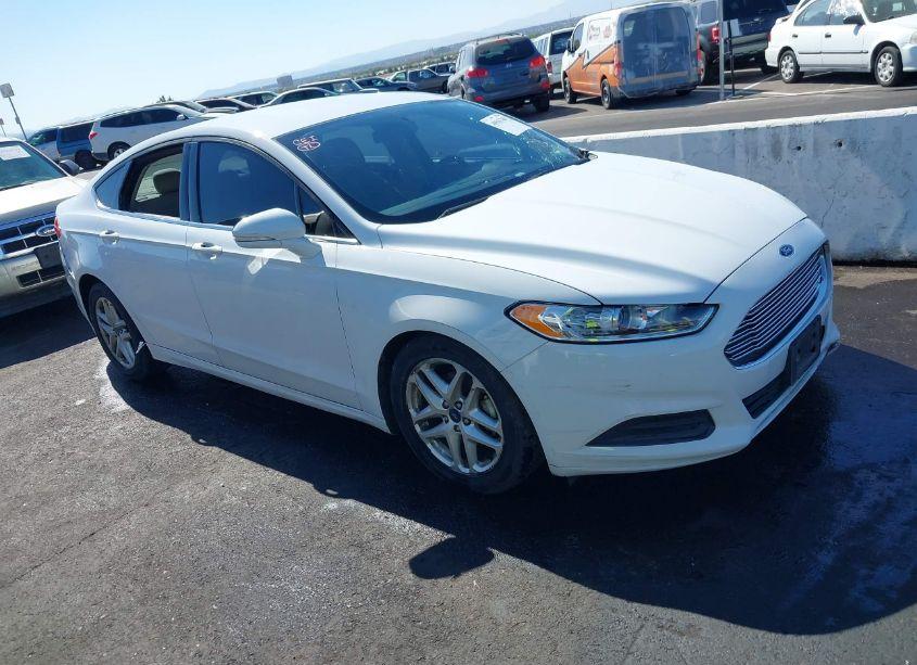 2015 Ford Fusion SE (VIN 3FA6P0H7XFR151613) main photo