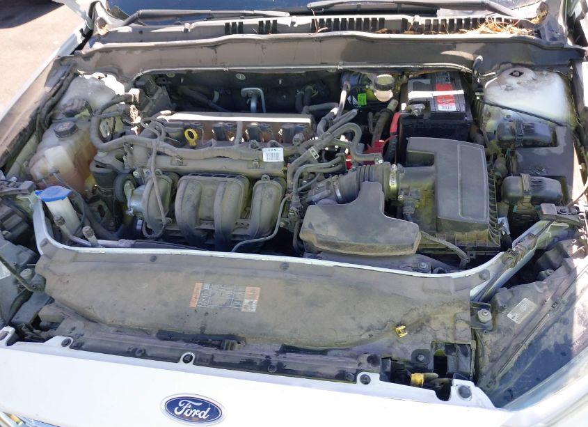 Photo 10 of 2015 Ford Fusion SE (VIN 3FA6P0H7XFR151613)